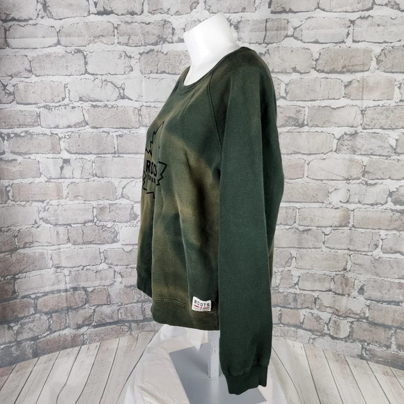 Roots Equestrian Tie Dye Crew Neck Sweatshirt Velveteen Maple Leaf Logo Green - Picture 10 of 12